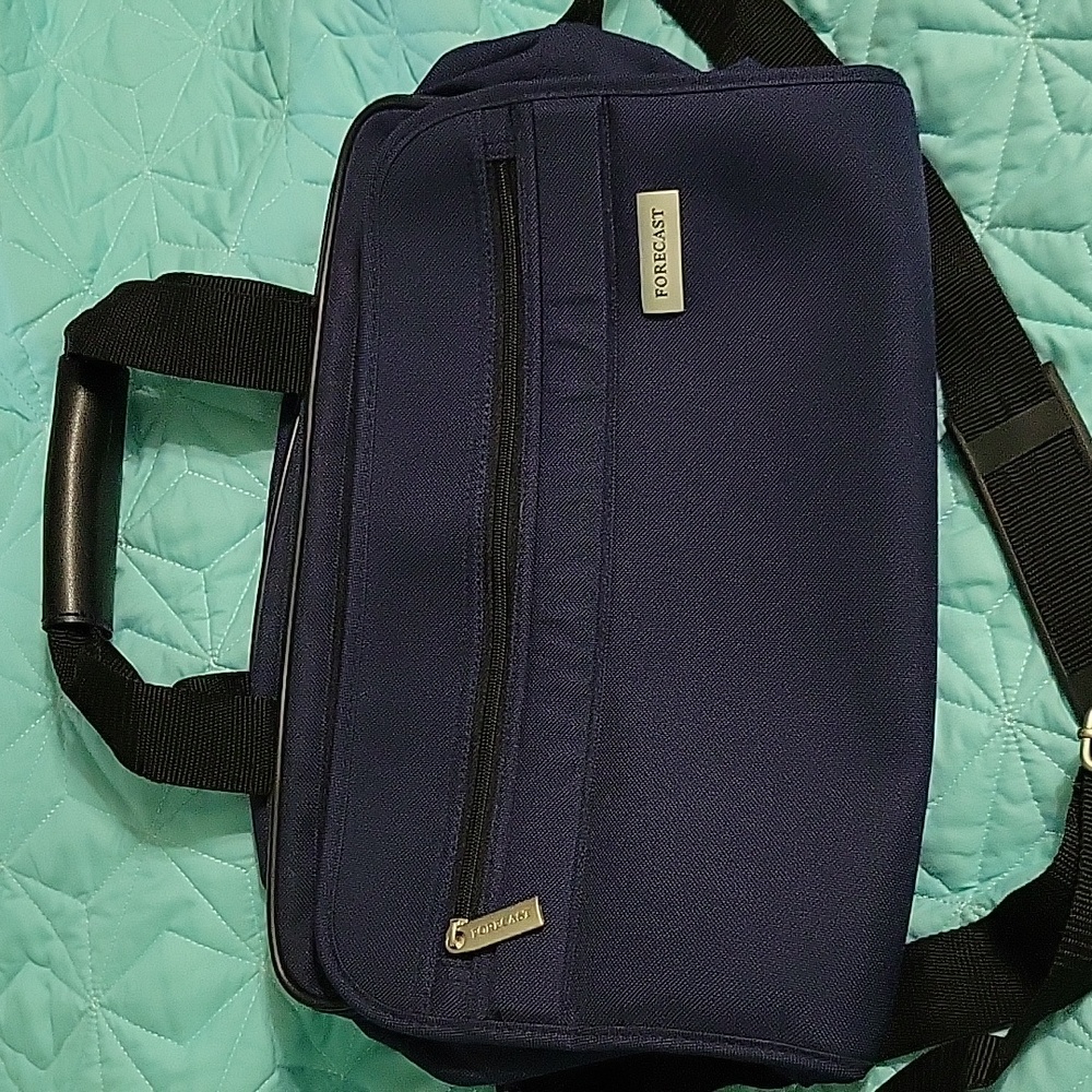 FORECAST CARRY ON BAG